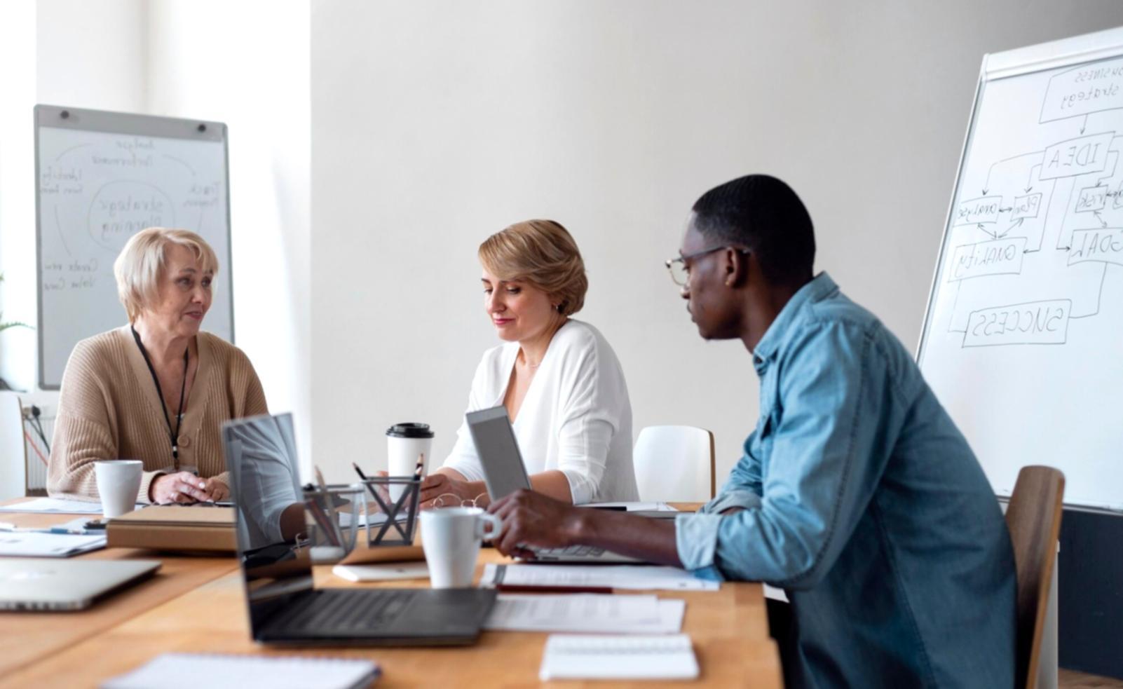 Finanzberichte und Analysearbeit im Detail